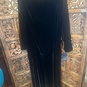 Dana Buchman Black silk and rayon velvet long sleeves midi dress NWT size 16